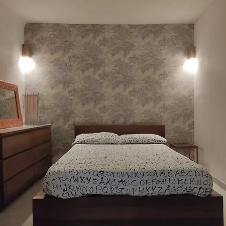 Comfort Apart In The Heart Of Close To Train Station Apartmán